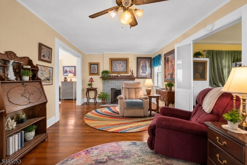 62 Riggs Pl