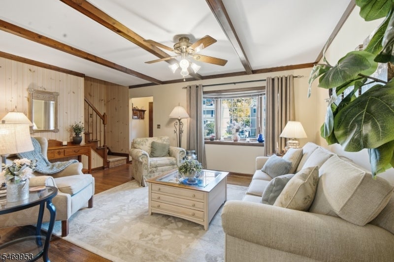 5-22 Hazel Pl