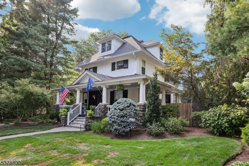 44 Washington Pl