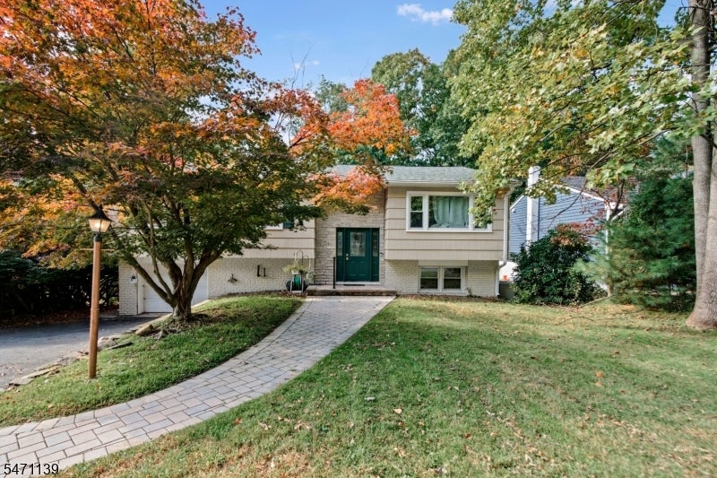 52 Dacotah Ave