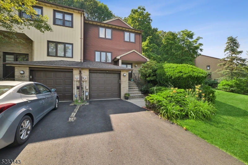 79 Continental Rd