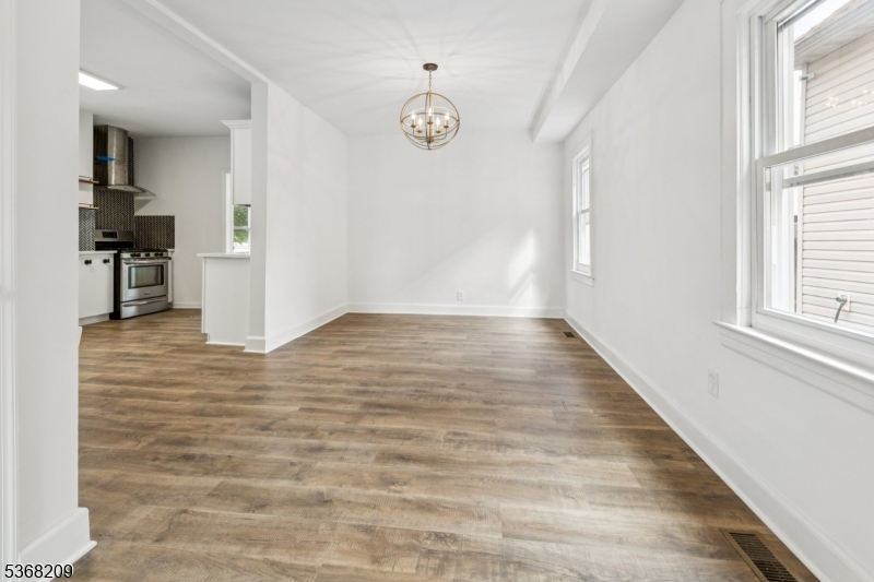 1282 Baker St