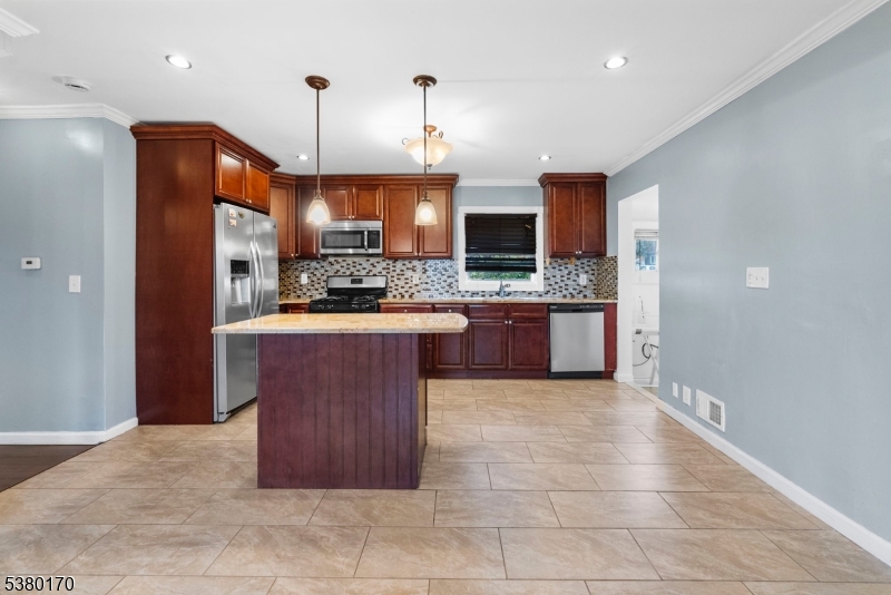 15 Carrelton Dr Cv