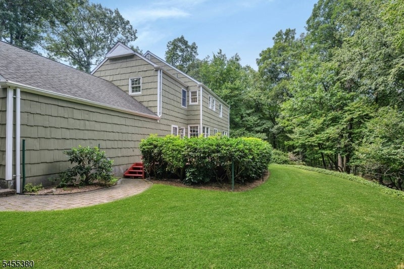 8 High Ridge Rd
