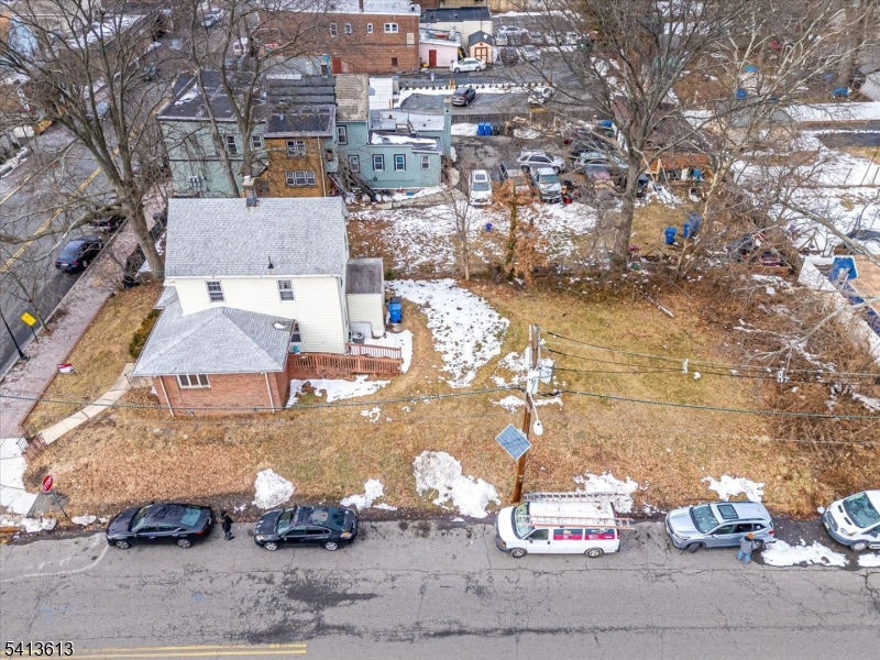 512 New Brunswick Ave