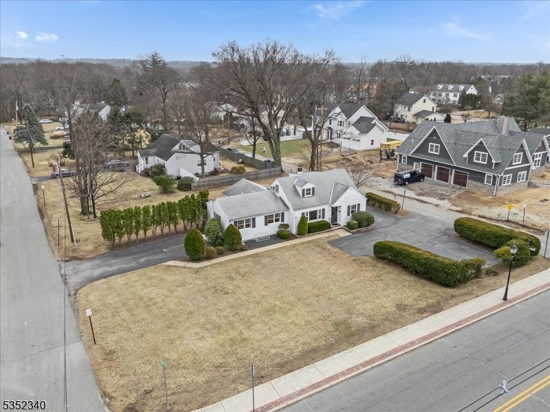 494 Newark Pompton Tpke