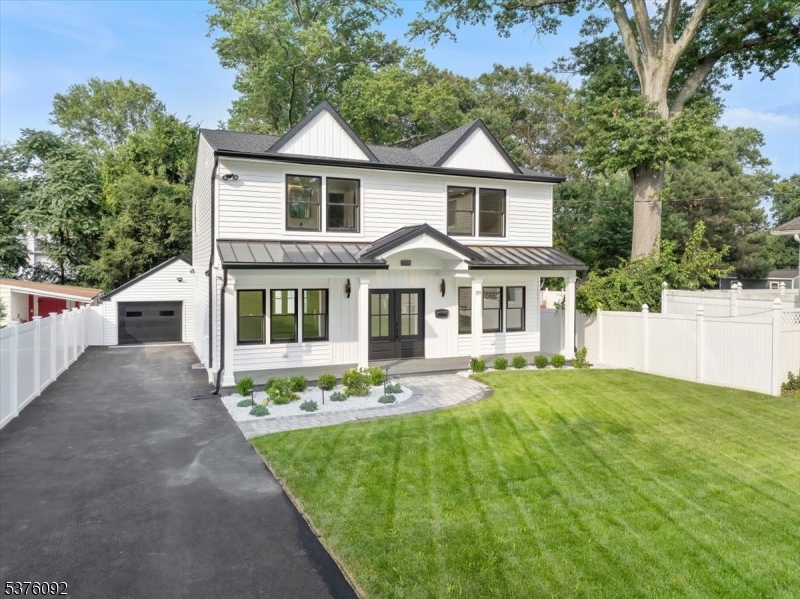 199 Midwood Rd