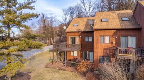 1 Deer Valley Ln 2 Vernon Twp. NJ 07462