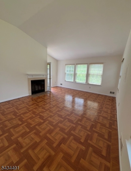 412 Cardinal Ln