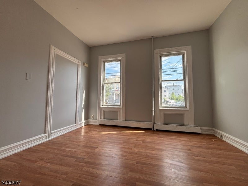 144 E Jersey St 1