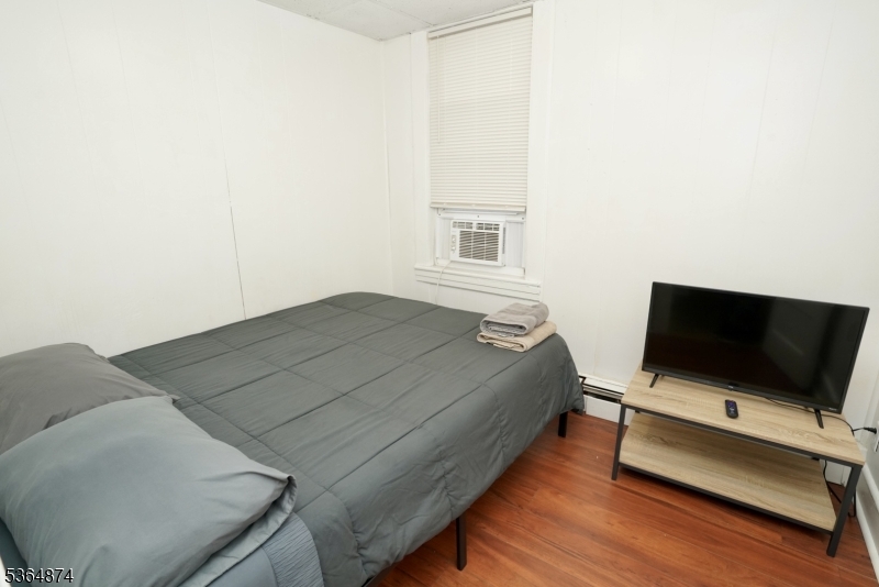 738 Edgar Rd