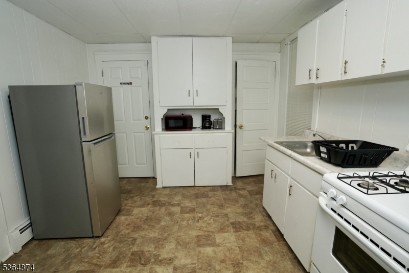 738 Edgar Rd