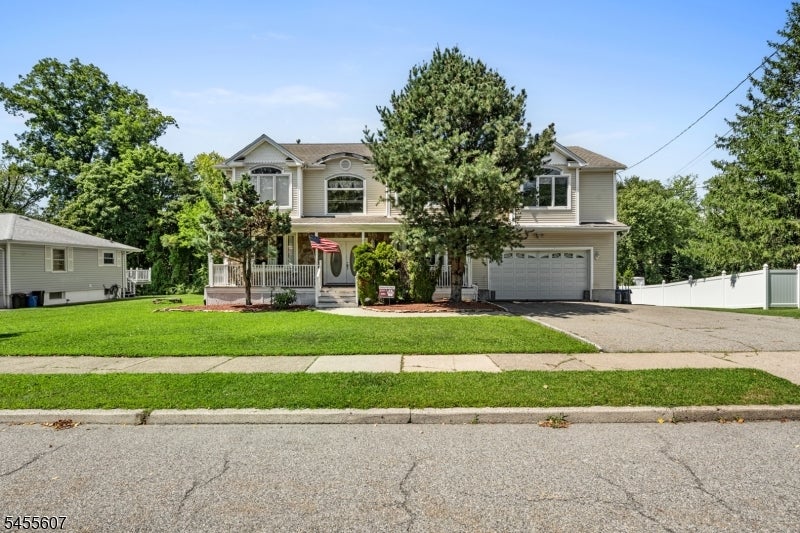 70 Farmingdale Rd