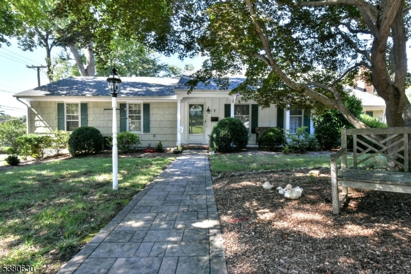 1 Zimmerman Ct