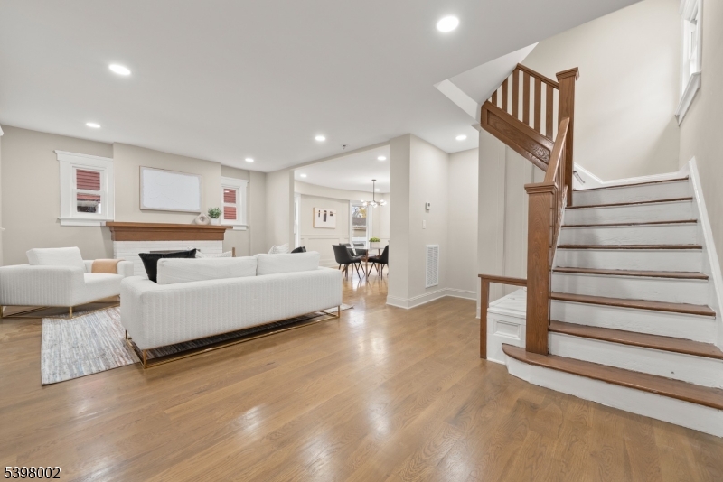 138-140 Monmouth Road