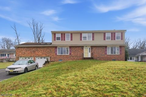 21 LANDING TRAIL Denville Twp. NJ 07834