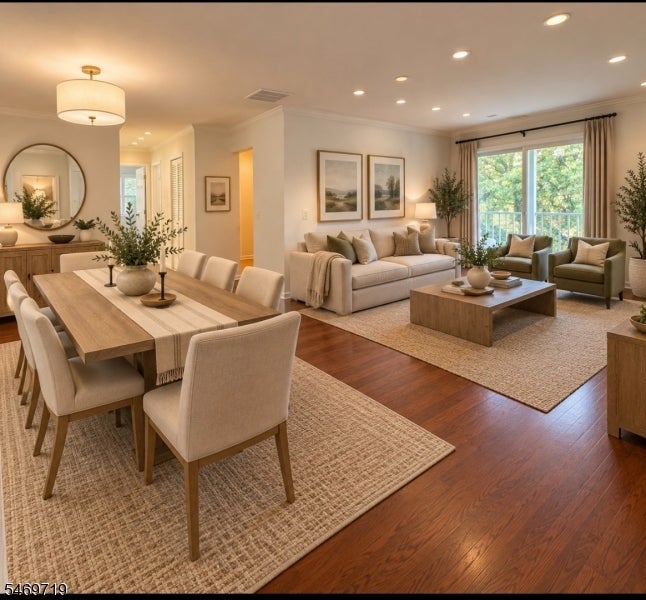 44 Jamestown Rd