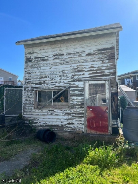 15 East Barbour Street