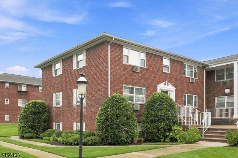 199 N Beverwyck Rd A-3