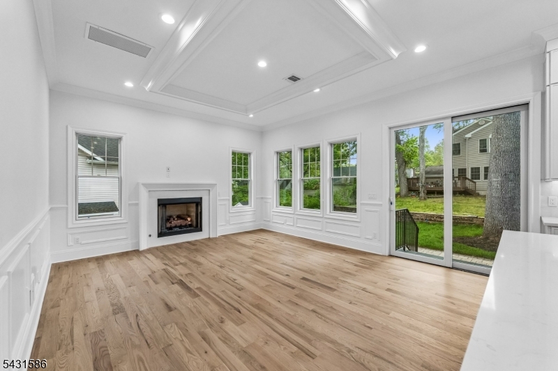 21 Maplewood Dr
