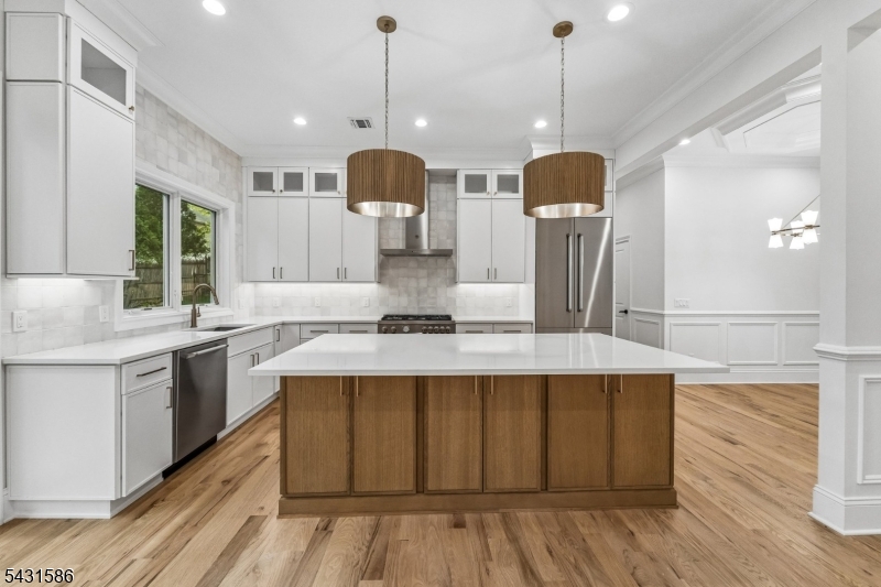 21 Maplewood Dr
