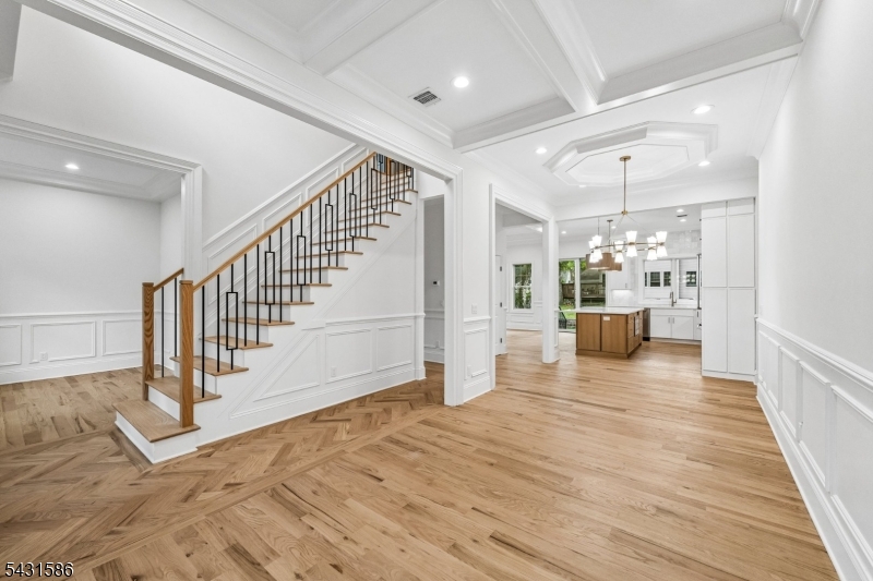 21 Maplewood Dr