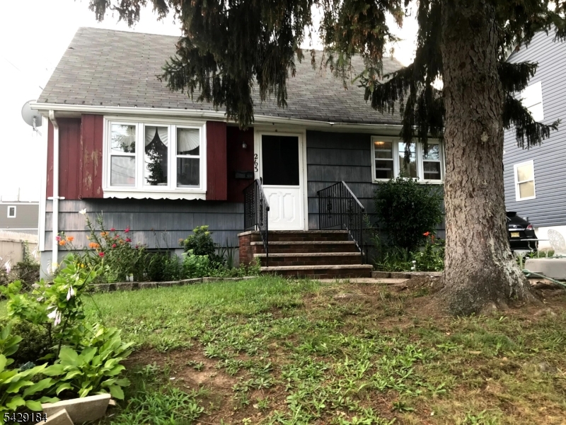 263 Richmond Ave