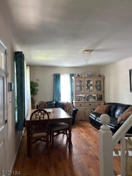 263 Richmond Ave