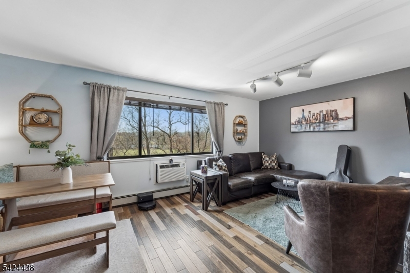 747 Riverside Ave 3-C