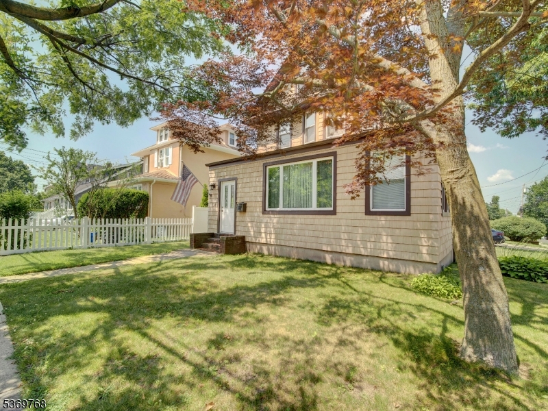 138 Palisade Ave