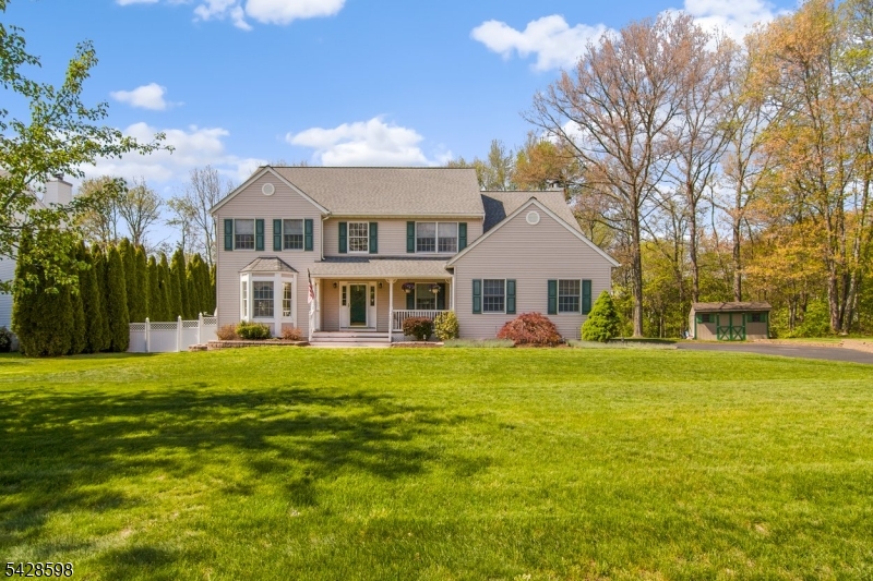 14 Chelsea Dr