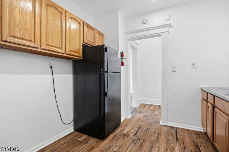 94 Eaton Pl