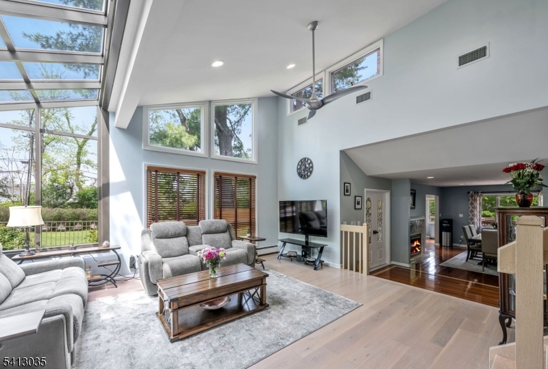 994 Mountain Ave