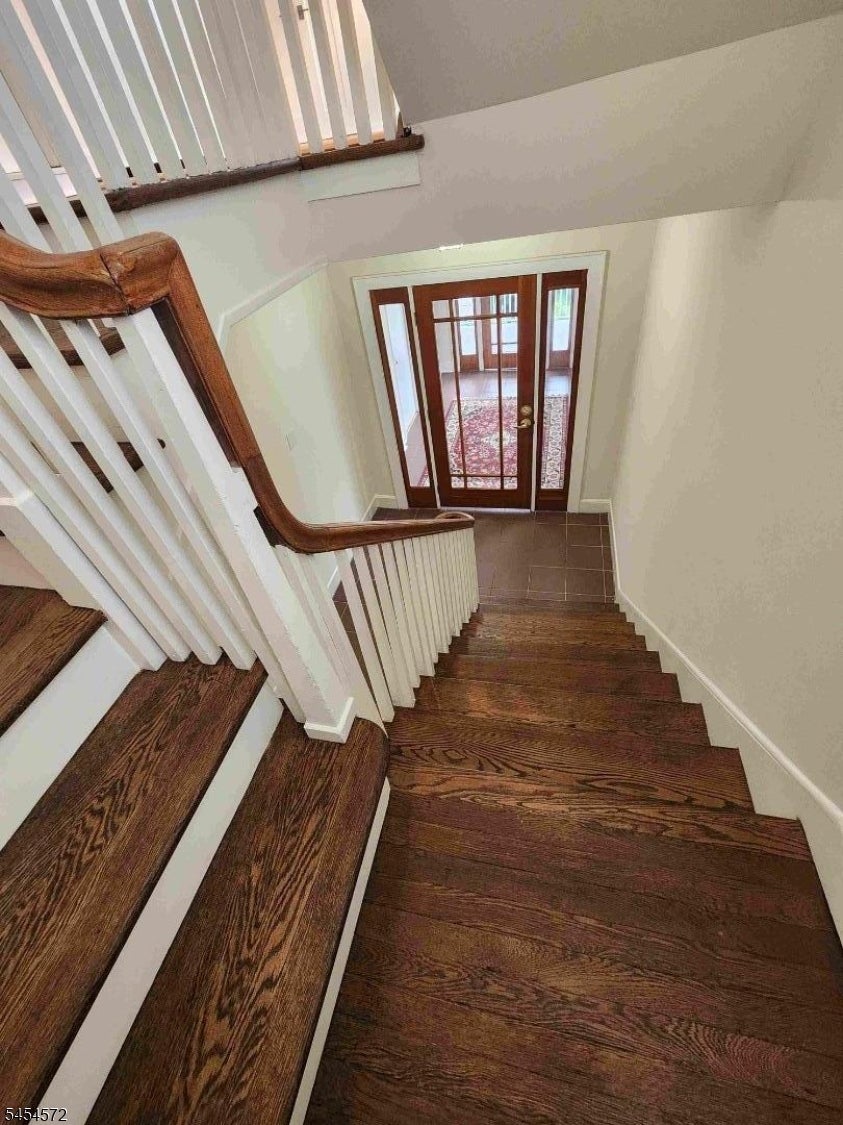 676 Bloomfield Ave 2