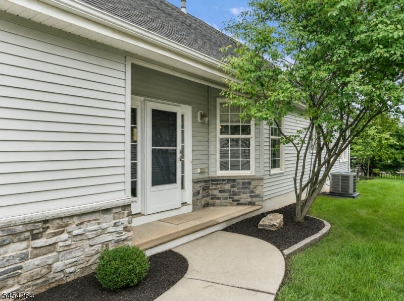 29 Constitution Way