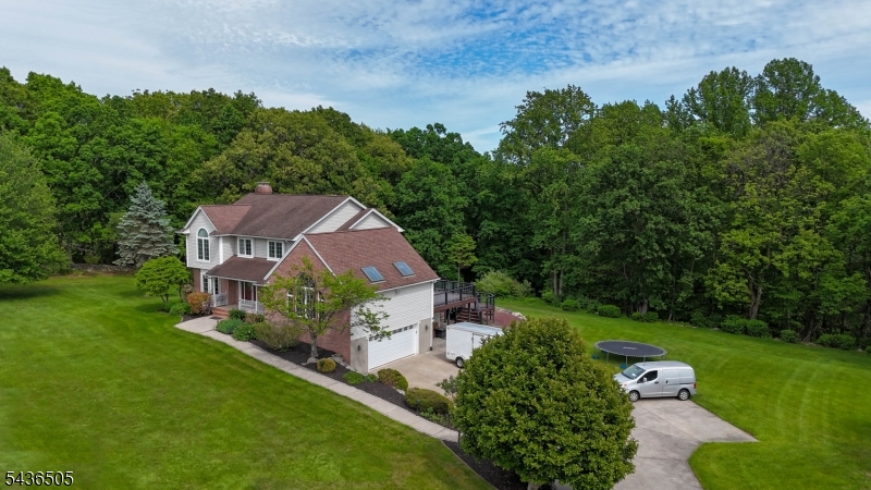 6 Meadow Lake Dr