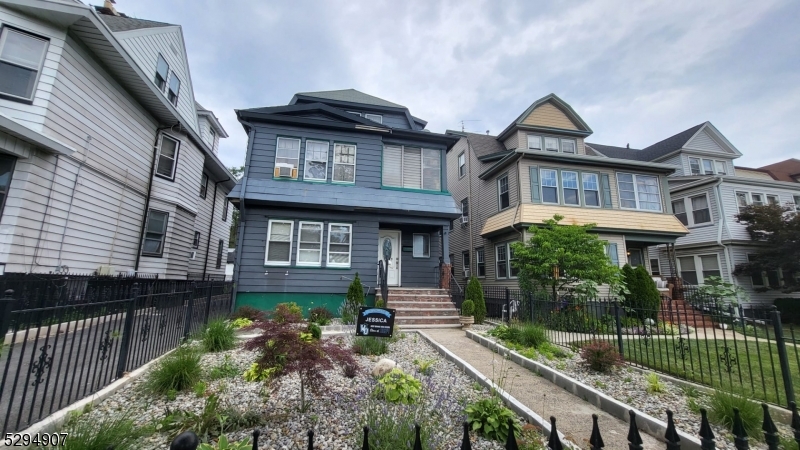 19 Mount Pleasant Ave