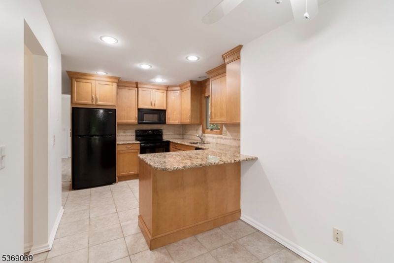 22 Mission Hills Road