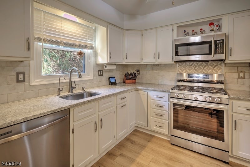 129 Sunrise Dr