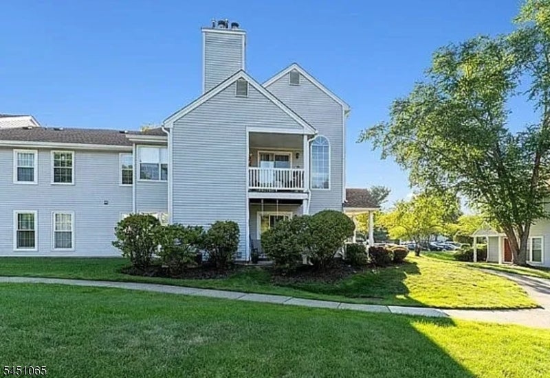 116 Harvest Ln