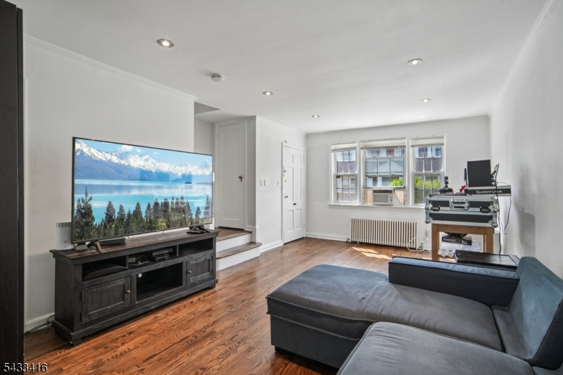 261A Elmwood Ave A