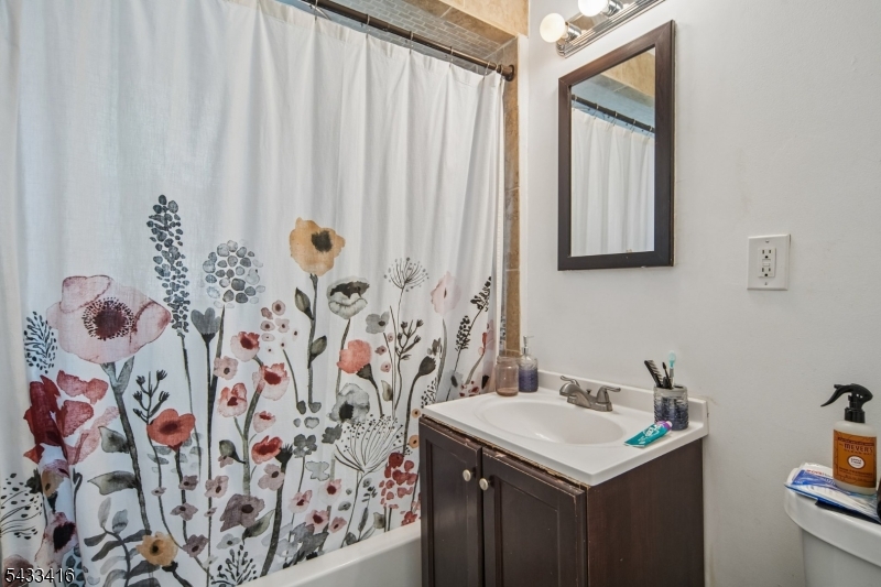 261A Elmwood Ave A