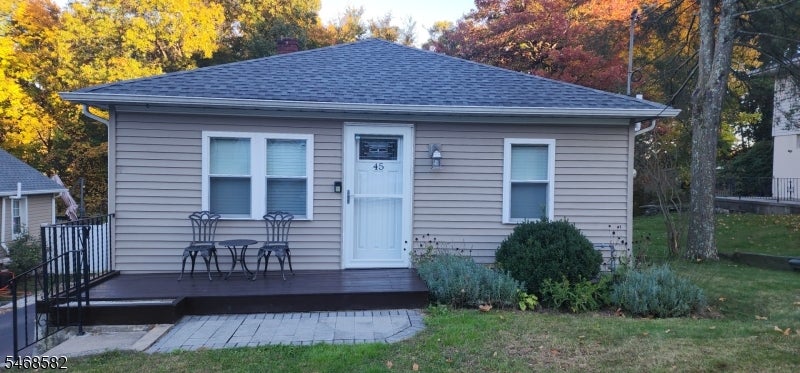 45 Decker Rd
