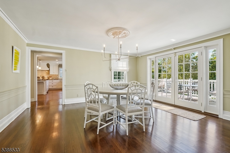 27 Beekman Rd
