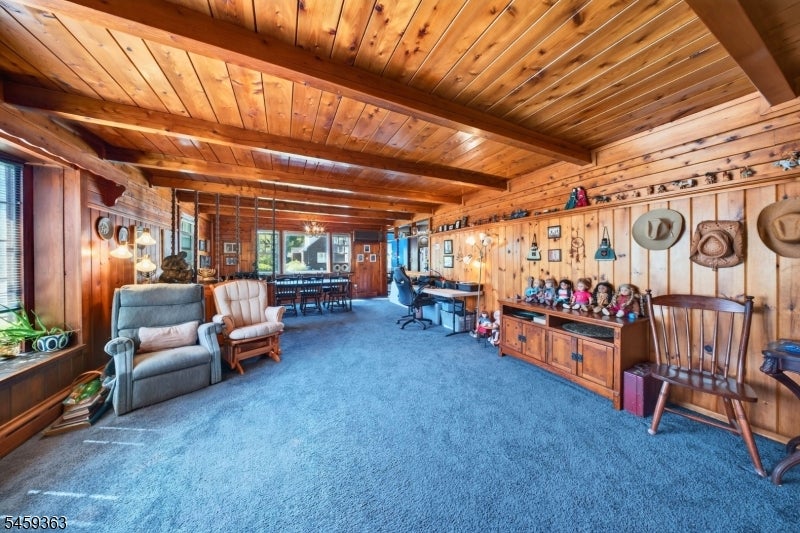 5 Lydecker Pl