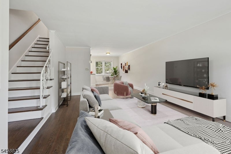 68-86 New England Ave 13