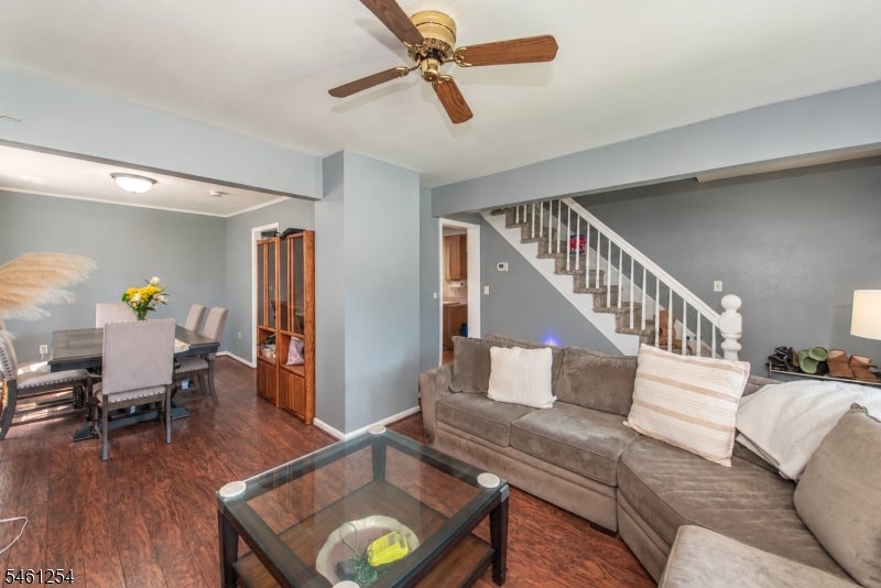 39 Fredericks St