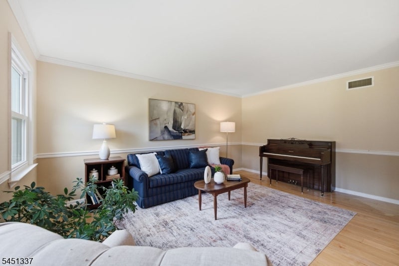 3 Brown Ct