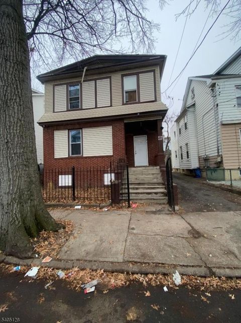 241 Wainwright St Newark City NJ 07112