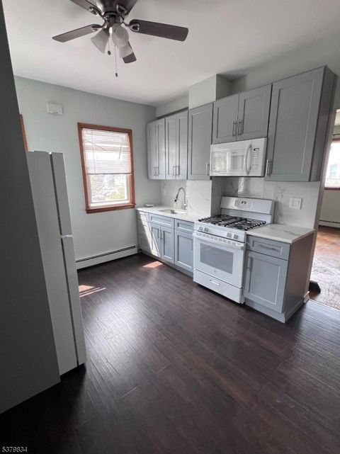 Photo of 25 Bowdoin St, Clifton, NJ 07013 (MLS # 3993400)